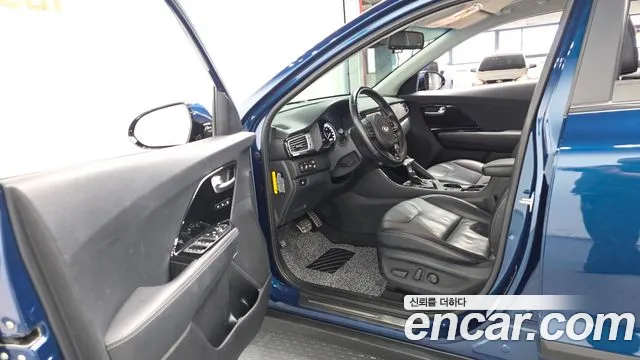 Kia Niro 2018 — фото 10