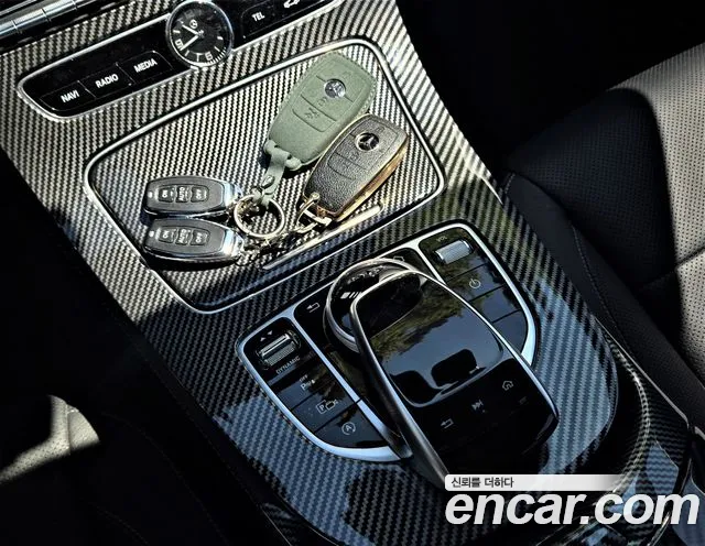 Mercedes-Benz E-Class 2019 — фото 10