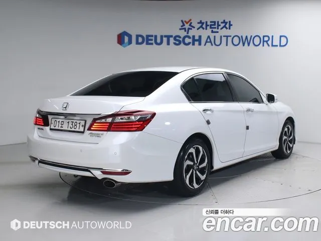 Honda Accord 2017 — фото 2