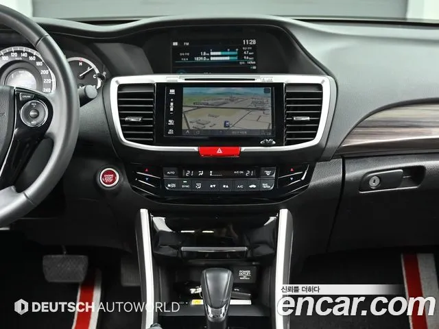 Honda Accord 2017 — фото 14