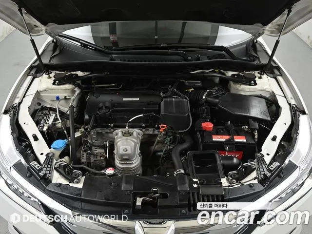 Honda Accord 2017 — фото 19