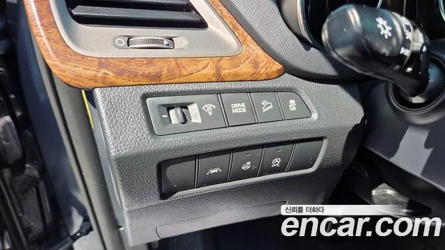 Hyundai Santafe 2017 — фото 6