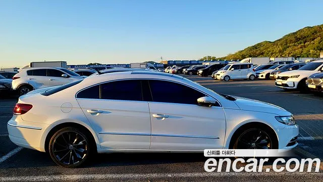 Volkswagen CC 2015 — фото 18