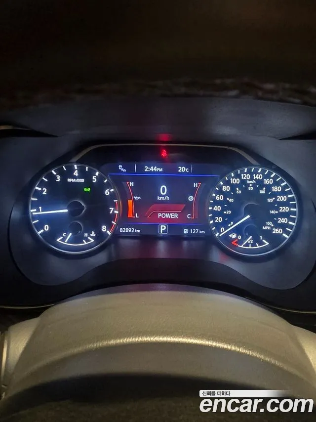 Nissan Maxima 2017 — фото 10