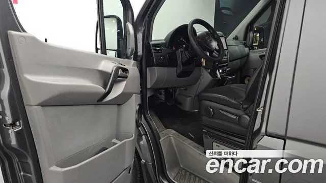 Mercedes-Benz Sprinter 2017 — фото 16