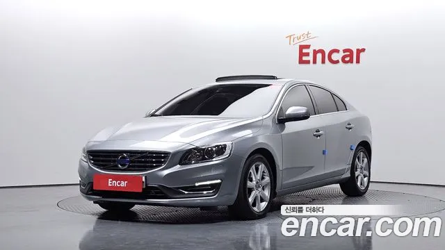 Volvo S60 2016 — фото 1