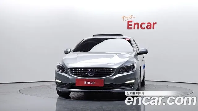 Volvo S60 2016 — фото 3