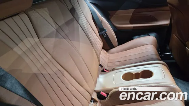Mercedes-Benz E-Class 2018 — фото 12