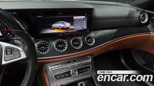 Mercedes-Benz E-Class 2018 — фото 14