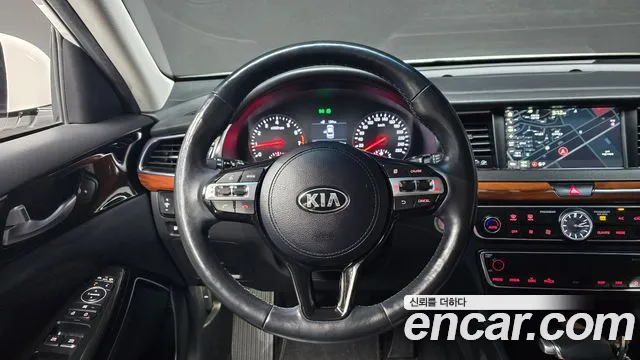 Kia K7 2017 — фото 19