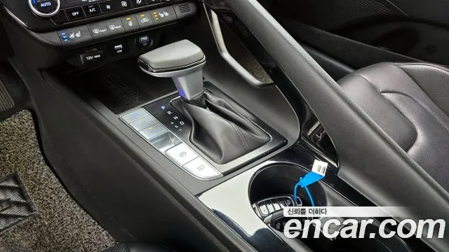 Hyundai AVANTE 2021 — фото 12