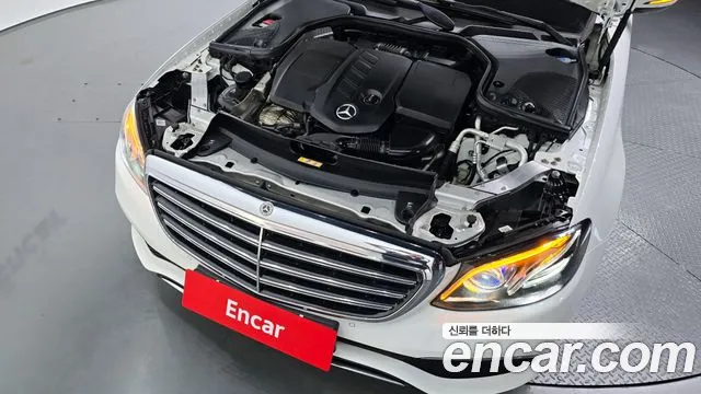 Mercedes-Benz E-Class 2020 — фото 6