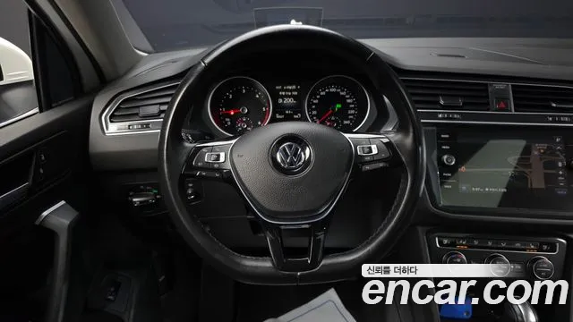 Volkswagen Tiguan 2020 — фото 14