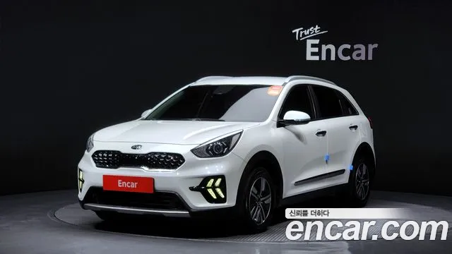 Kia Niro 2020 — фото 1