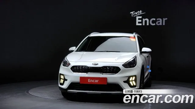 Kia Niro 2020 — фото 3