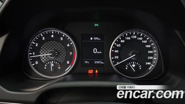 Hyundai AVANTE 2019 — фото 11