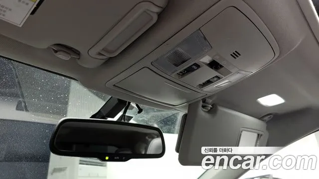 Toyota RAV4 2018 — фото 17