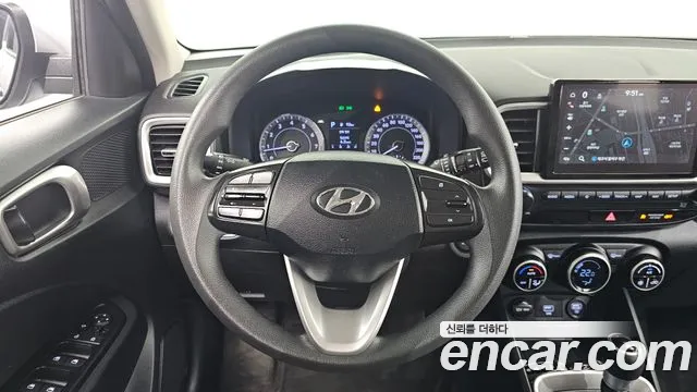 Hyundai Venue 2021 — фото 13