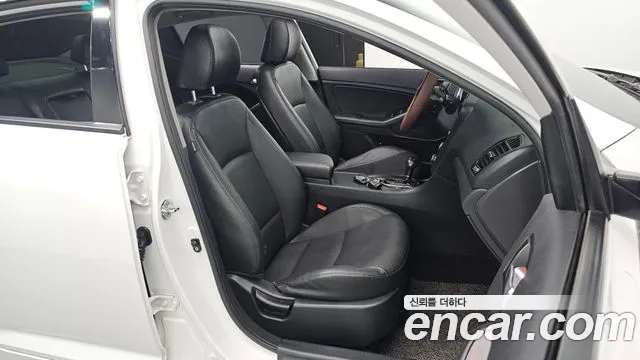 Kia K5 2015 — фото 11