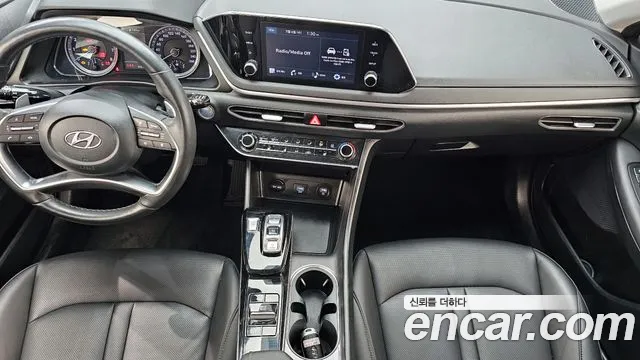 Hyundai Sonata 2022 — фото 10
