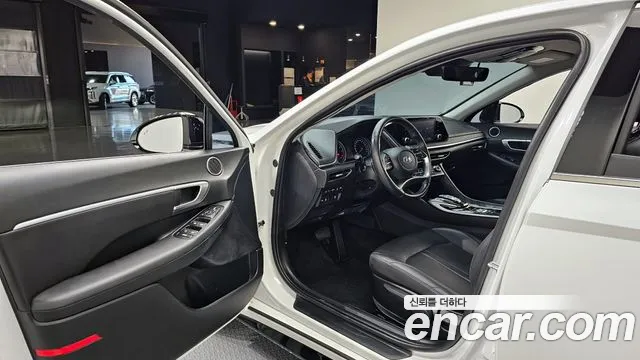 Hyundai Sonata 2022 — фото 13