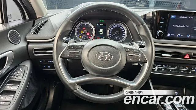 Hyundai Sonata 2022 — фото 20