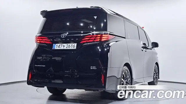 Toyota Alphard 2025 — фото 2
