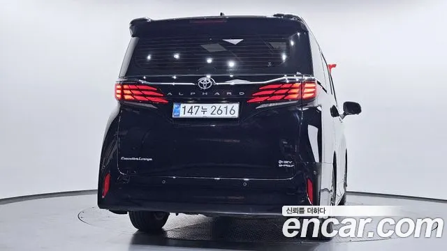 Toyota Alphard 2025 — фото 4