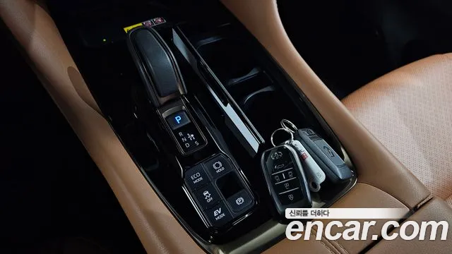 Toyota Alphard 2025 — фото 9