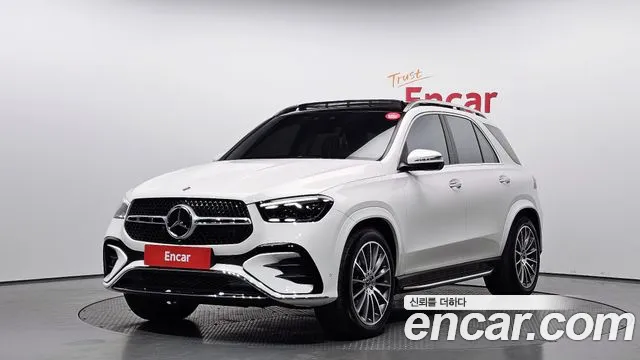 Mercedes-Benz GLE-Class 2025 — фото 1