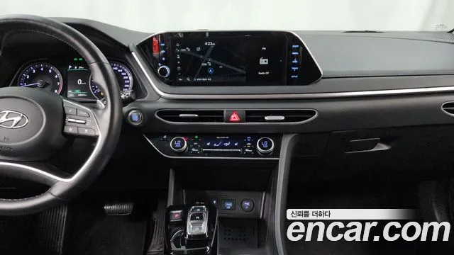 Hyundai Sonata 2022 — фото 20