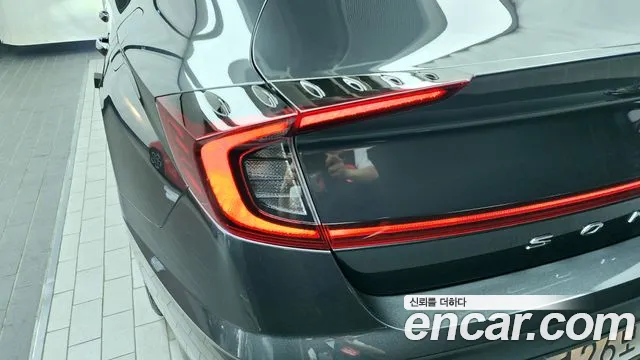 Hyundai Sonata 2022 — фото 9