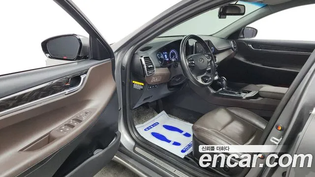 Hyundai Grandeur 2018 — фото 10