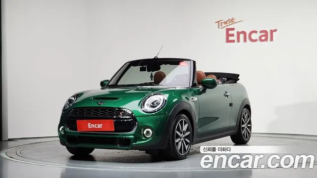 Mini Cooper Convertible 2020 — фото 1