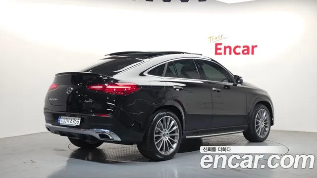 Mercedes-Benz GLE-Class 2023 — фото 2