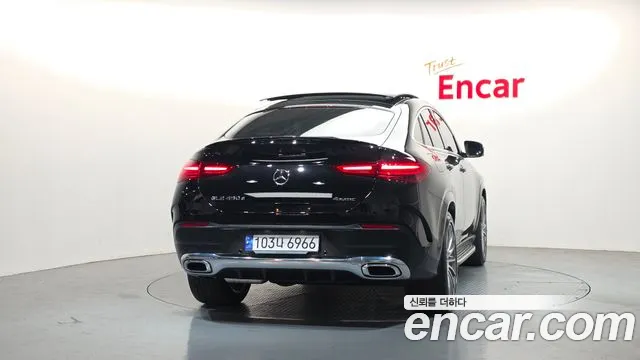 Mercedes-Benz GLE-Class 2023 — фото 4