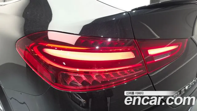 Mercedes-Benz GLE-Class 2023 — фото 9