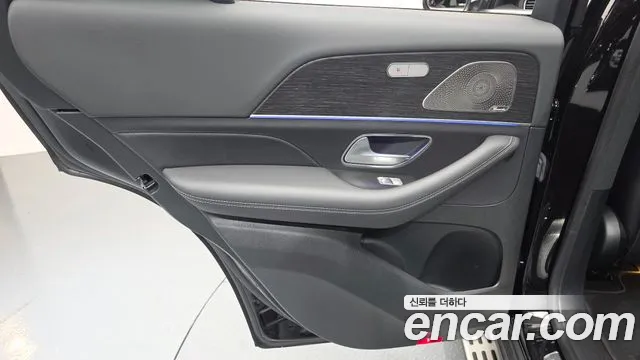 Mercedes-Benz GLE-Class 2023 — фото 15
