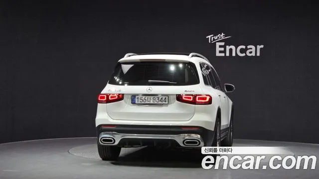 Mercedes-Benz GLB-Class 2022 — фото 4