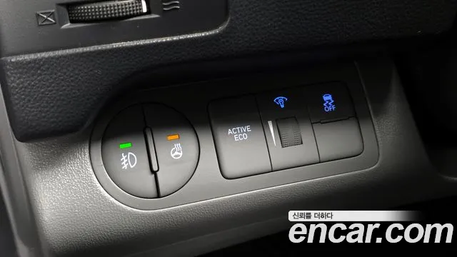 Hyundai Starex 2021 — фото 19