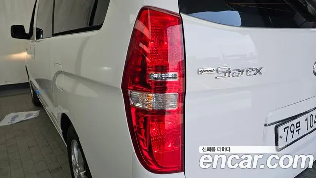 Hyundai Starex 2020 — фото 9