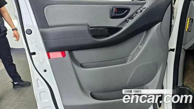 Hyundai Starex 2020 — фото 14