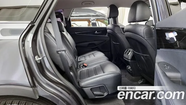 Kia Sorento 2020 — фото 17