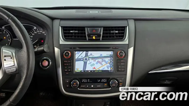 Nissan Altima 2017 — фото 13