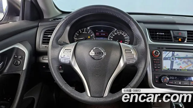 Nissan Altima 2017 — фото 14