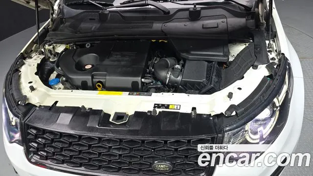 Land Rover Discovery Sport 2017 — фото 6