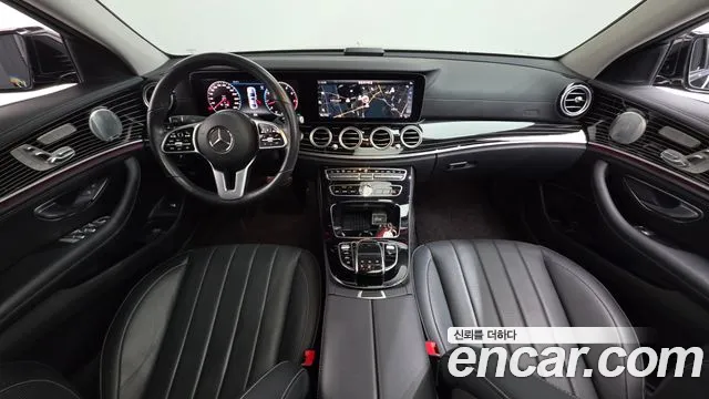 Mercedes-Benz E-Class 2019 — фото 10