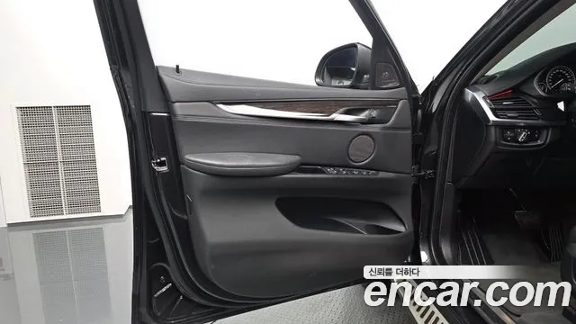 BMW X6 2015 — фото 13