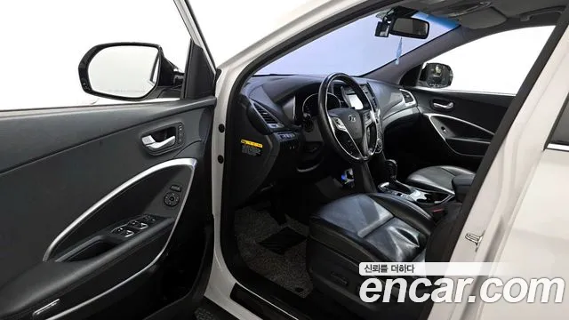Hyundai Santafe 2016 — фото 13