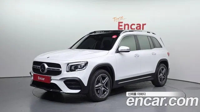 Mercedes-Benz GLB-Class 2023 — фото 1